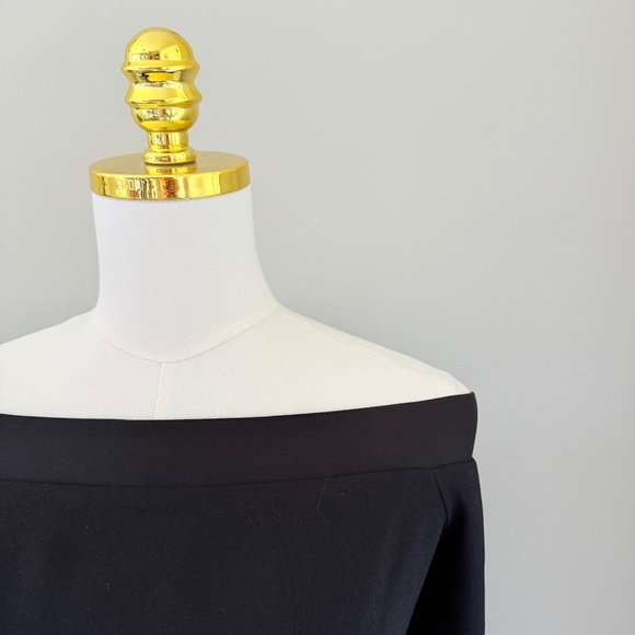 Intermix Avery Peekaboo Blouse in Black, Sz M (NWT) - Picture 2 of 5